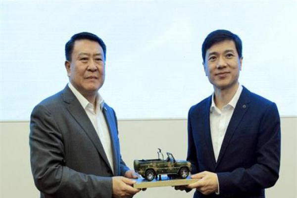 百度与北汽达成战略合作：2021年量产无人汽车